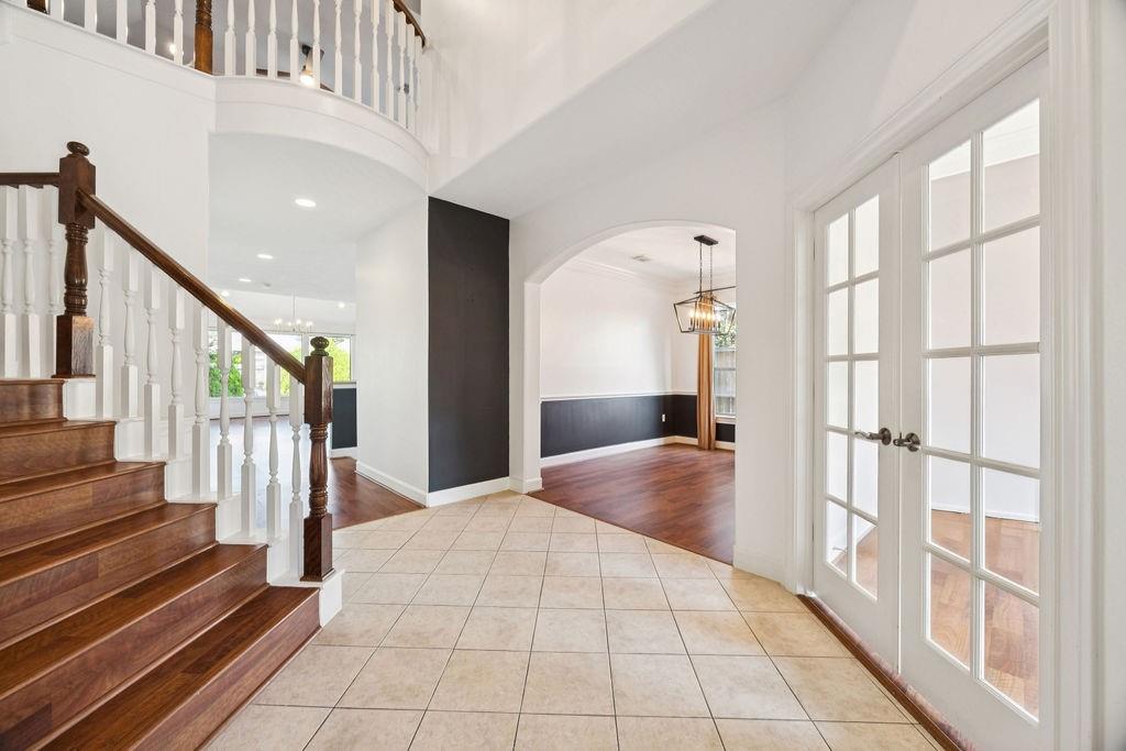 6615 Redberry Glen Lane