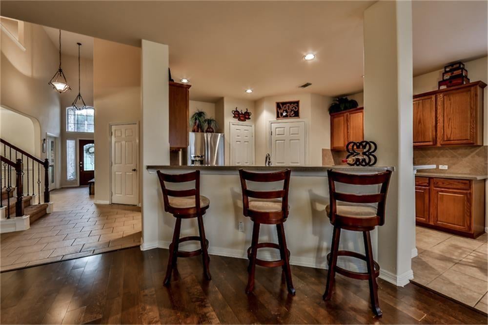 4502 Aspen Leaf Lane