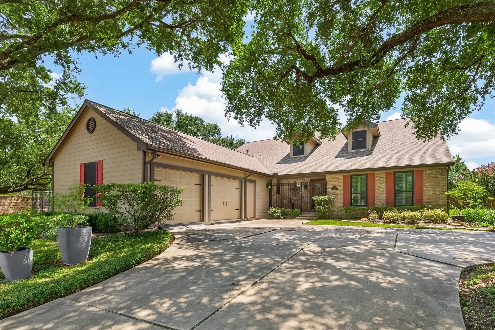 303 Longview Drive