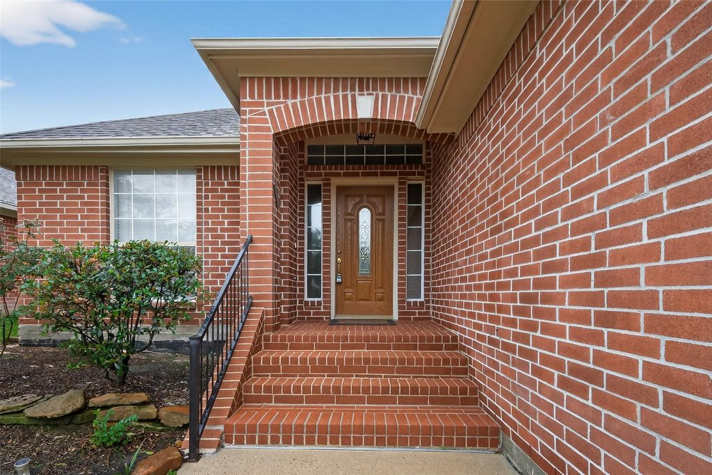 Photo of 21725 York Timbers Drive, Kingwood, TX 77339 (MLS # 10017176)