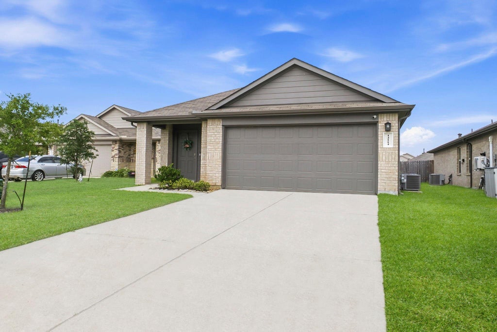 Photo of 14114 Sandy Pines Court, Conroe, TX 77302 (MLS # 92710568)