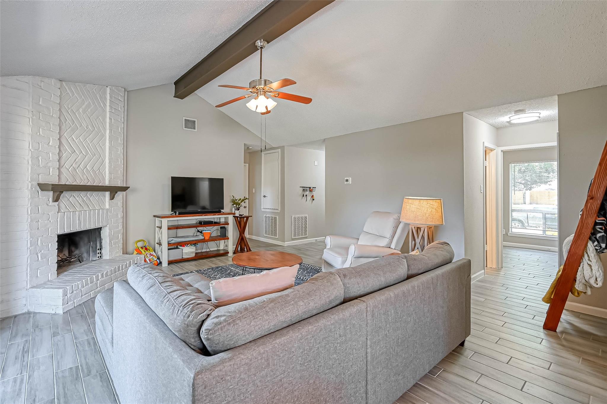 22622 John Rolfe Lane
