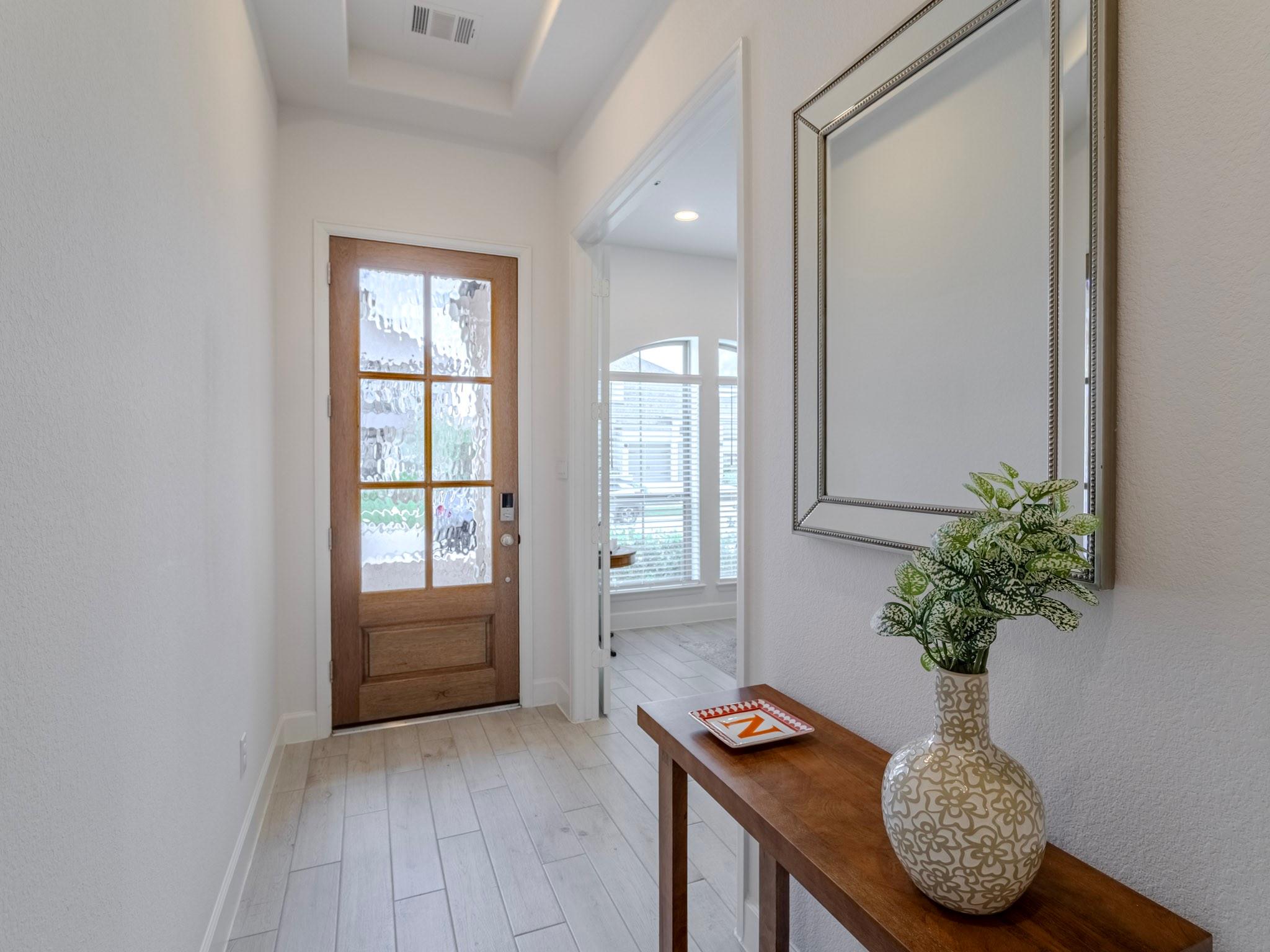 11115 Pale Tipped Way