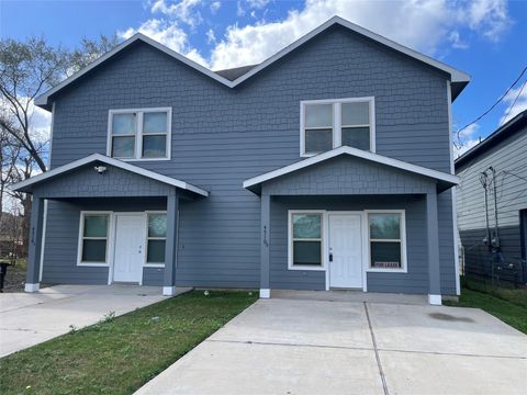 Photo of 4510 Mayflower Street #B, Houston, TX 77051 (MLS # 76674890)