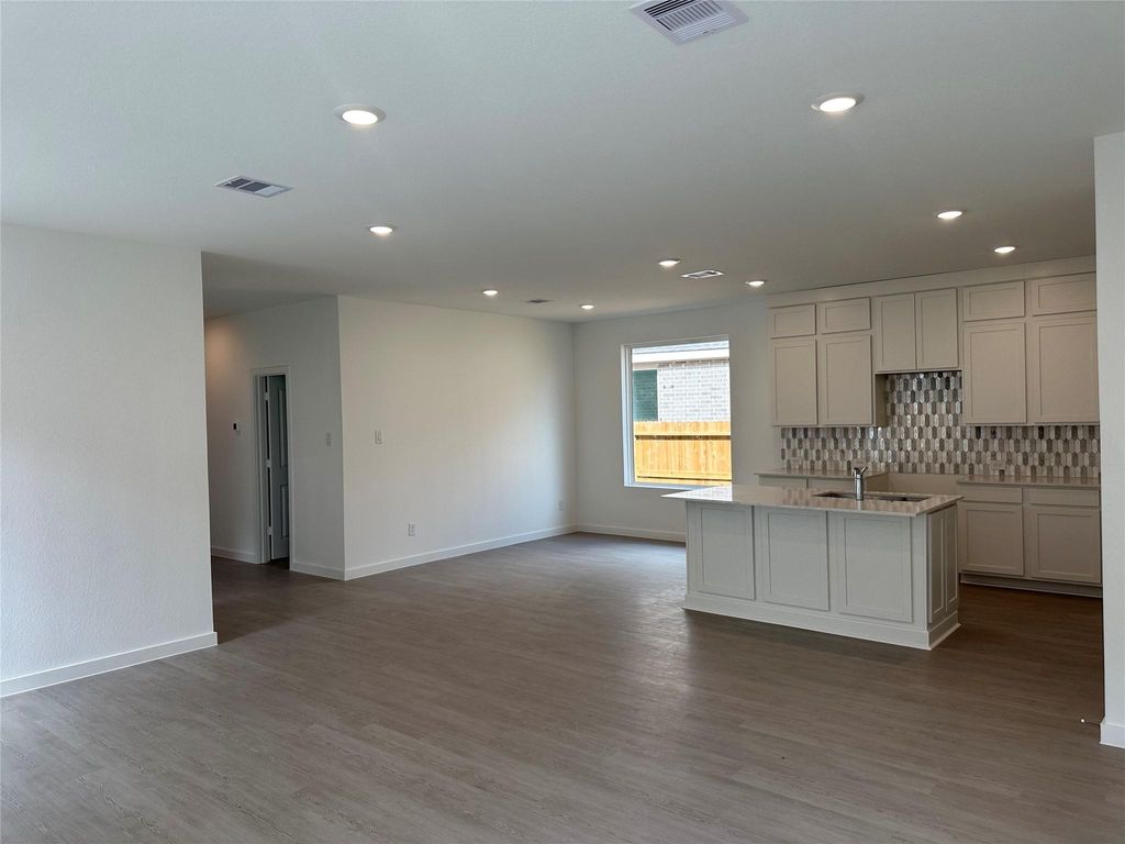 Photo of 1606 Windrose Lane, Angleton, TX 77515 (MLS # 45409051)