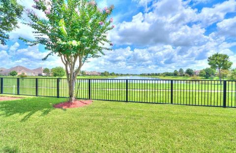 Photo of 13415 Highland Lake Lane, Pearland, TX 77584 (MLS # 63032190)