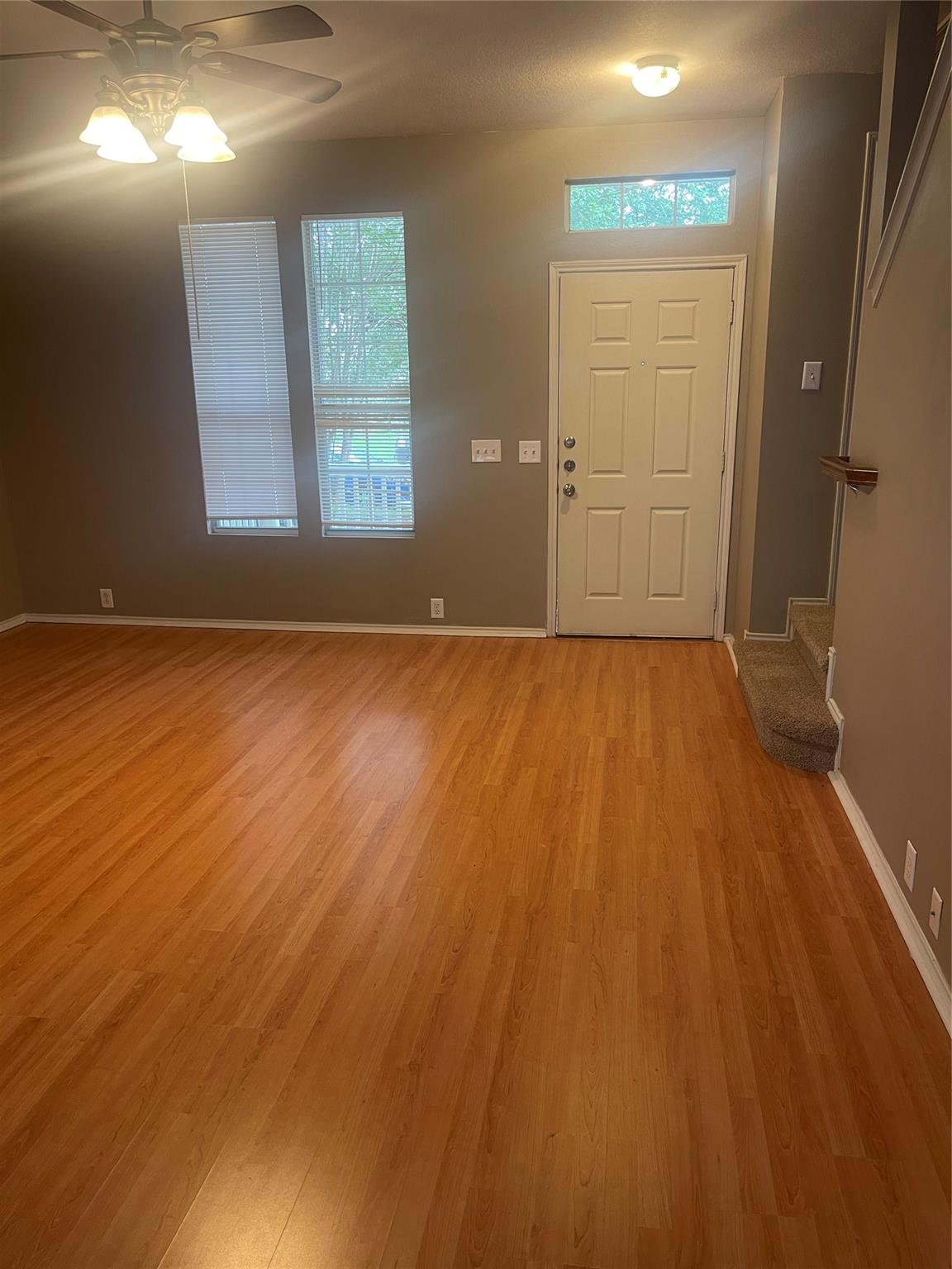 2215 Walnut Fair Lane