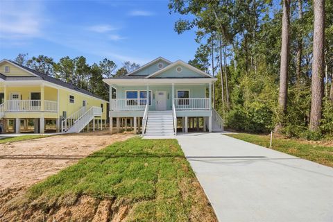 Photo of 1915 Ross Avenue, Cleveland, TX 77327 (MLS # 90495193)