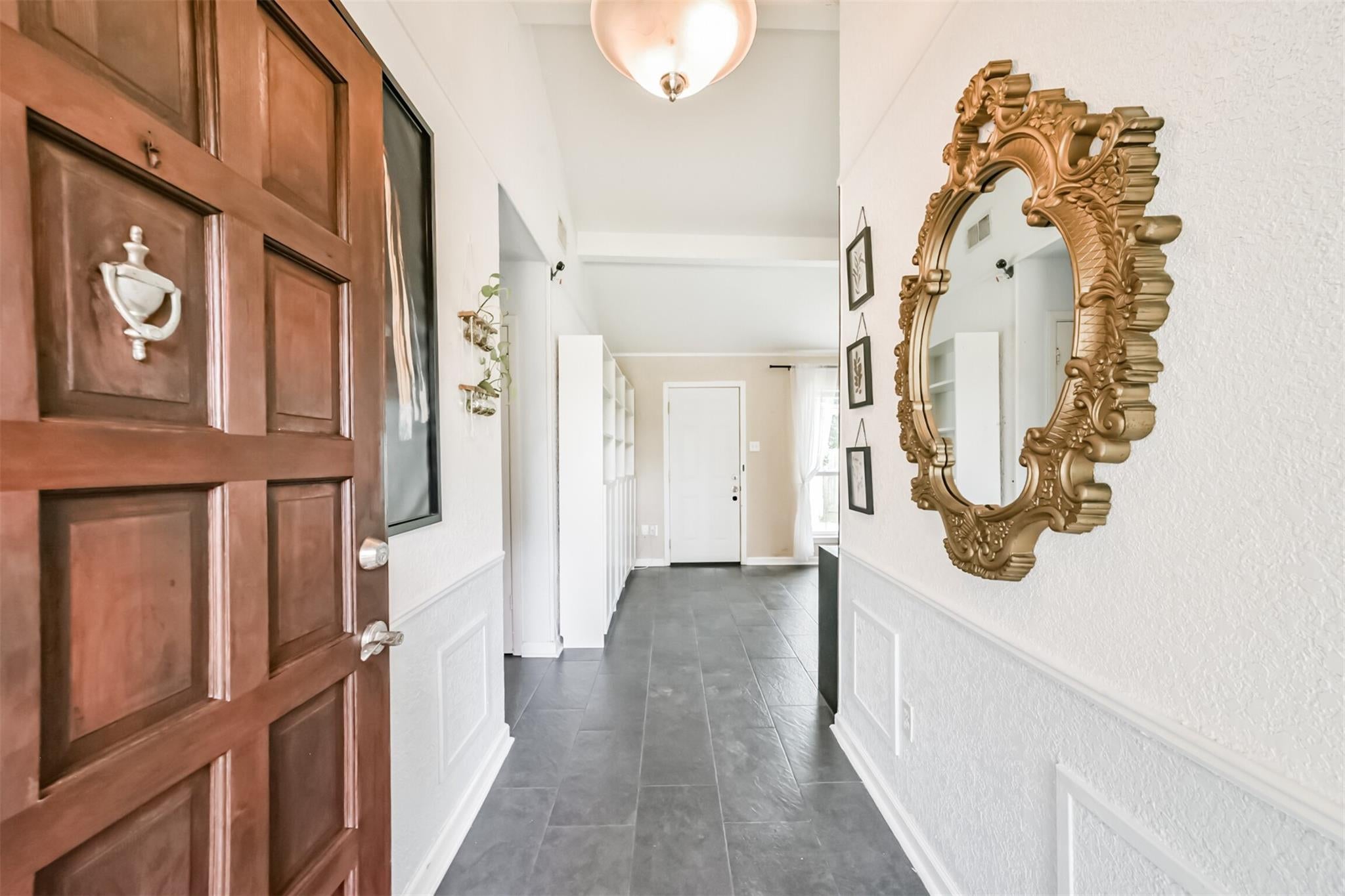 1749 Dolphin Drive