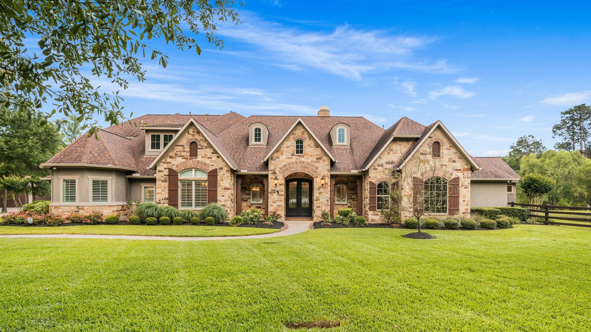 6926 Comanche Bend