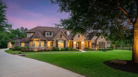 Photo of 6926 Comanche Bend, Montgomery, TX 77316 (MLS # 8360114)
