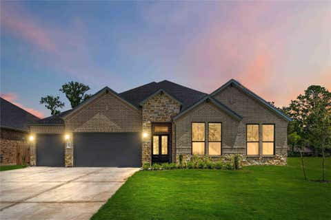 Photo of 2505 Barton Creek Trail Dr CT, Friendswood, TX 77546 (MLS # 67616272)