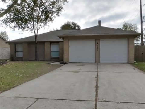 Photo of 2802 N Spring Drive, Spring, TX 77373 (MLS # 41951072)