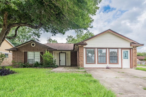 Photo of 2602 Orion Drive, League City, TX 77573 (MLS # 32608341)