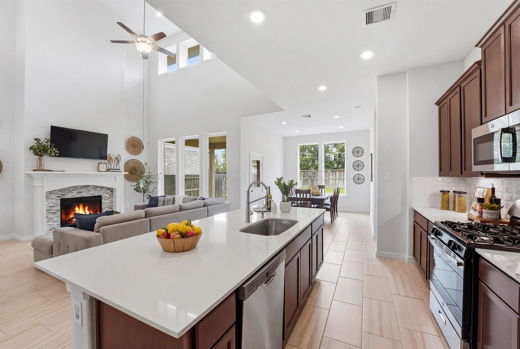 11923 Harborside Drift Way