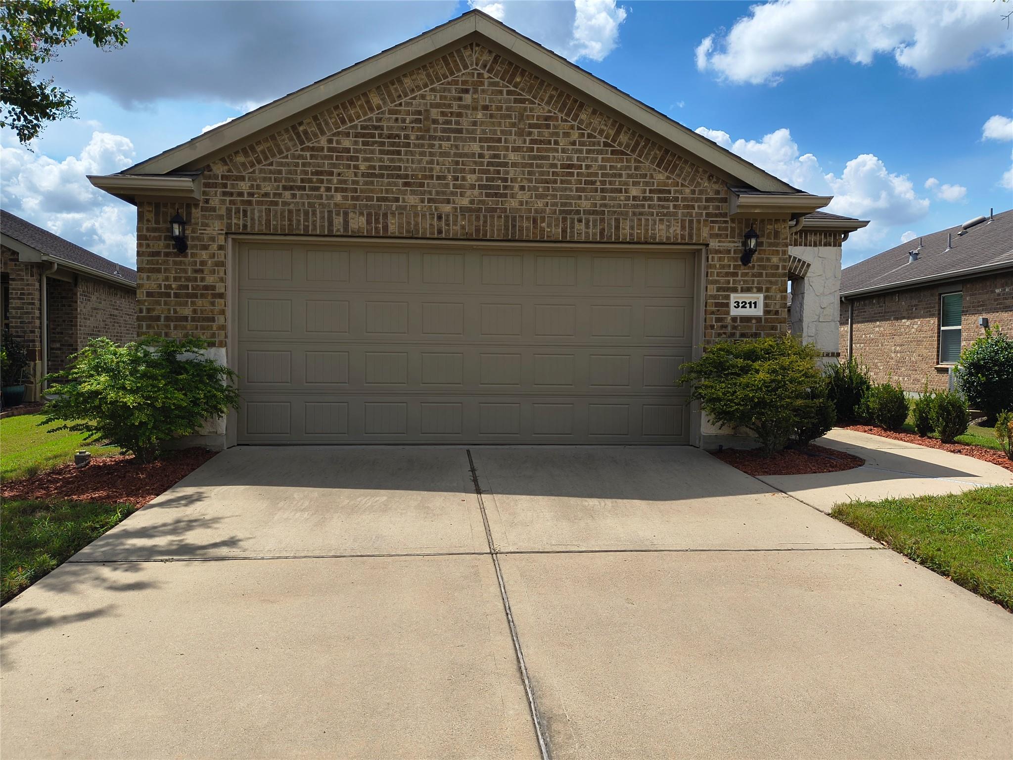 3211 Canella Cove