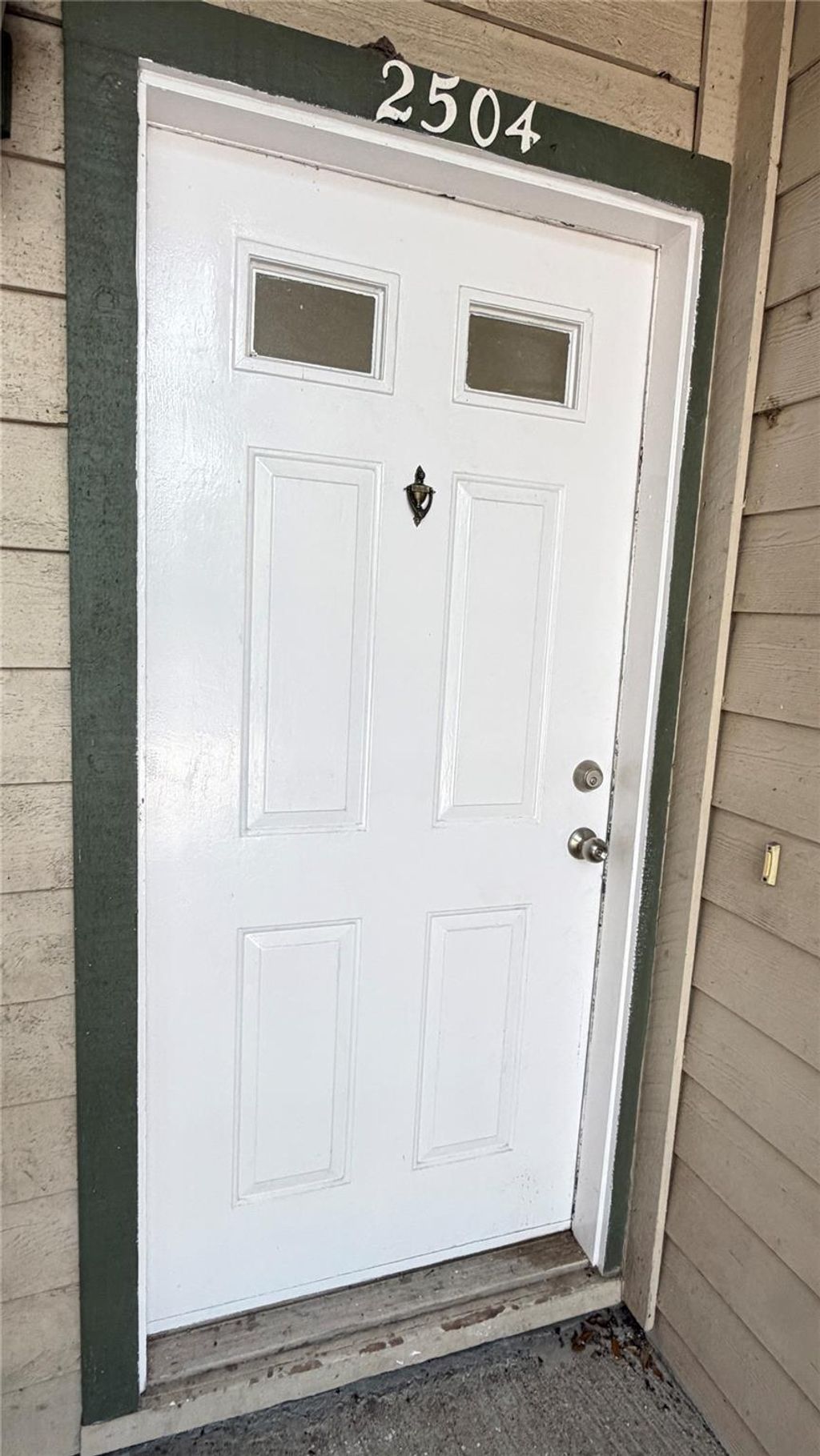 Photo of 6500 Harbor Town Drive #2504, Houston, TX 77036 (MLS # 53669765)