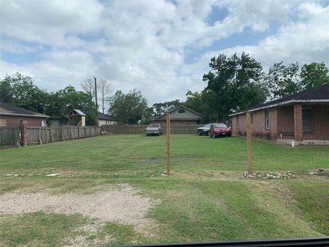 Photo of 0 Manor Ave, Arcola, TX 77583 (MLS # 84778698) Photo of 0 Manor Ave, Arcola, TX 77583 (MLS # 84778698)