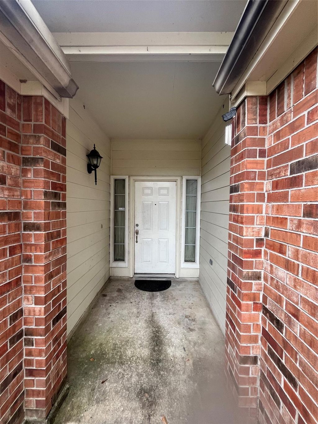 Photo of 17148 Gleneagle Drive S, Conroe, TX 77385 (MLS # 26432713)