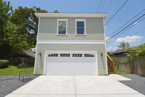 Photo of 119 E 26th #A, Houston, TX 77008 (MLS # 70413612)