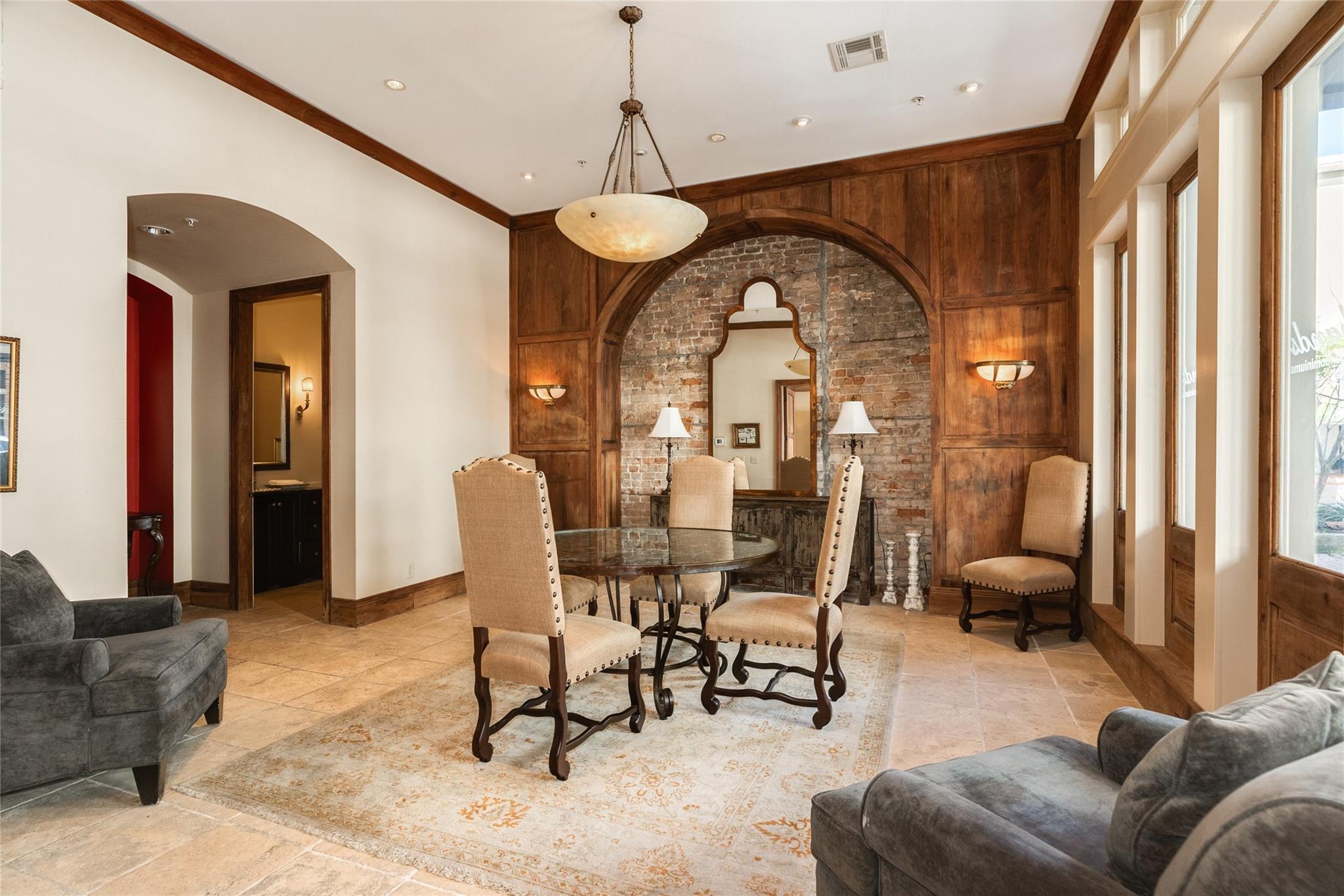 2207 Postoffice Street 420