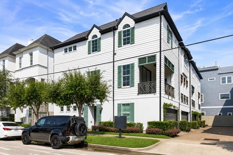 Photo of 2314 Hutchins Street, Houston, TX 77004 (MLS # 9402549)