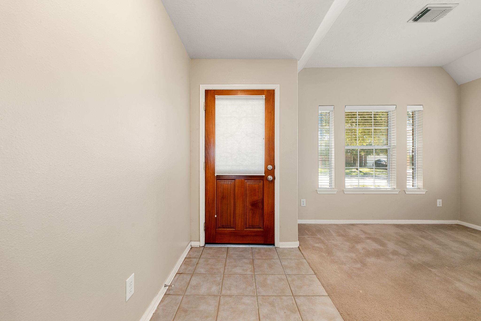 6107 Hubbell Drive