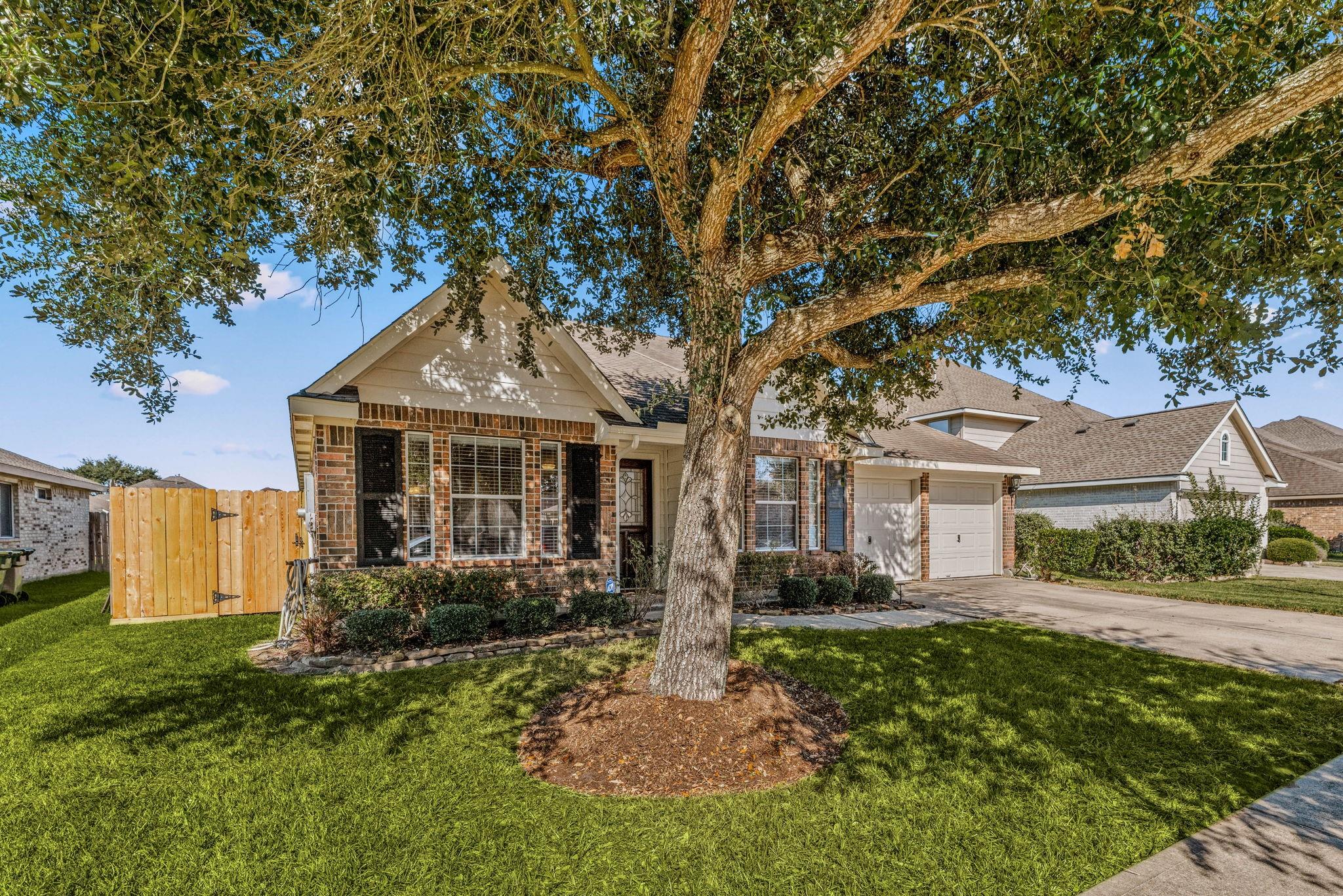 6107 Hubbell Drive