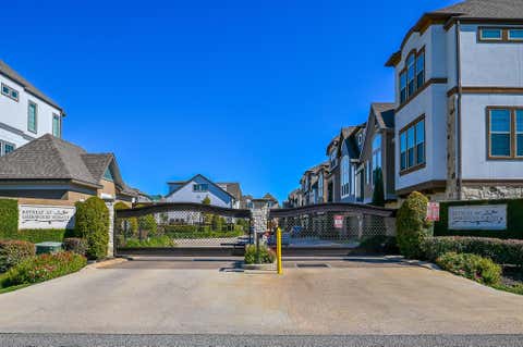 Photo of 11023 Acorn Falls Drive, Houston, TX 77043 (MLS # 31236952)