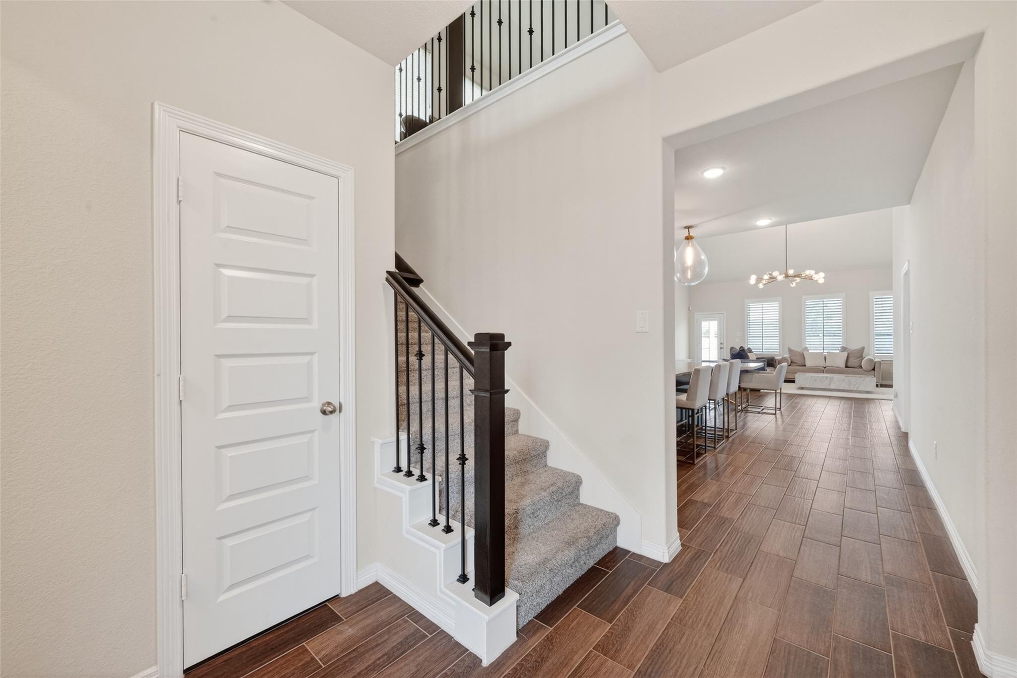 1807 Albert Glade Court