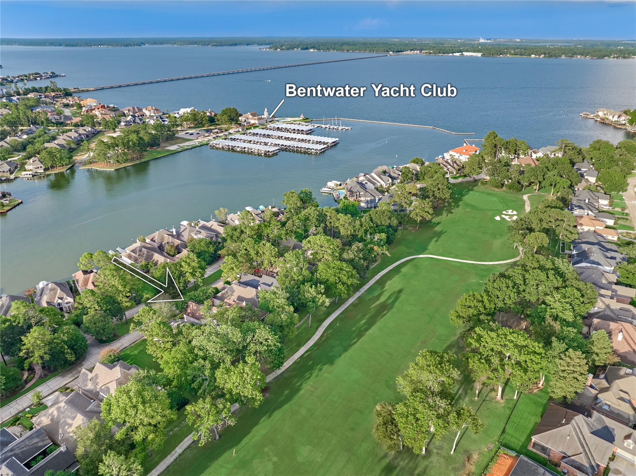 102 Winthrop Harbor S