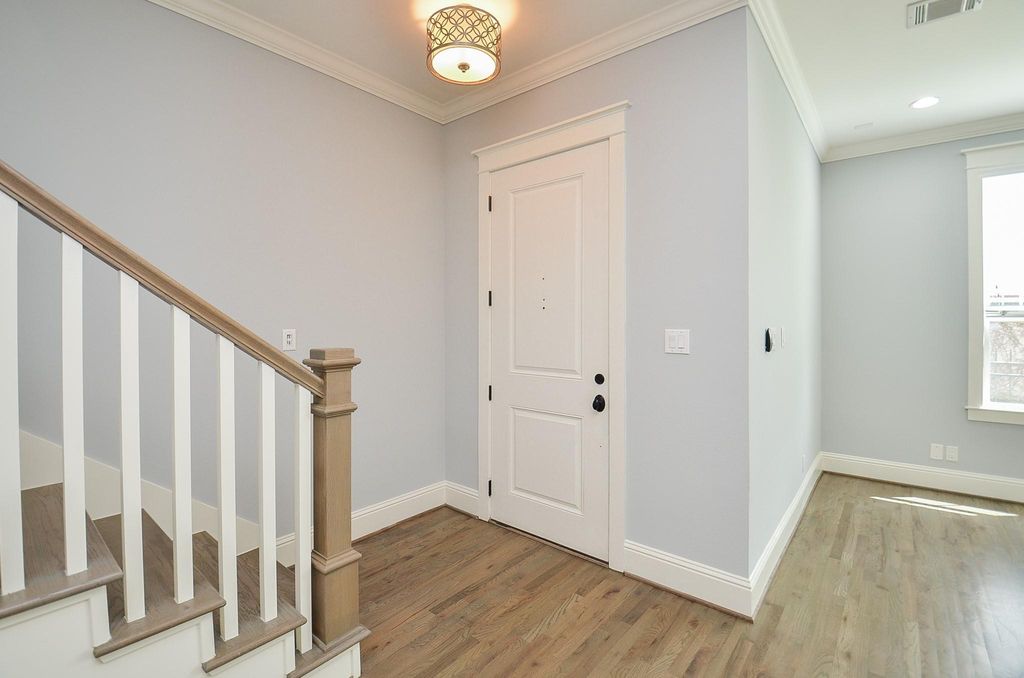 Photo of 2511 Judiway Street, Houston, TX 77018 (MLS # 41711016)