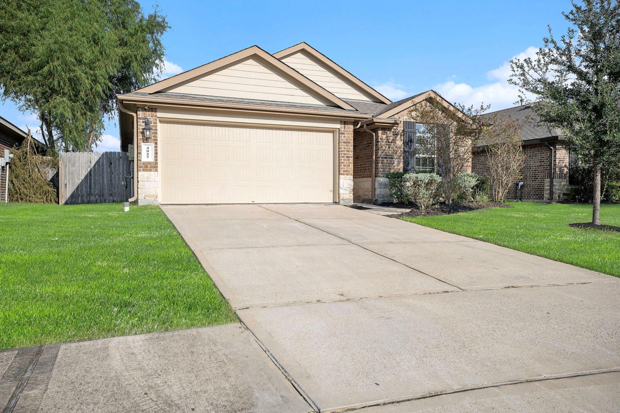 4027 Spurwing Lane