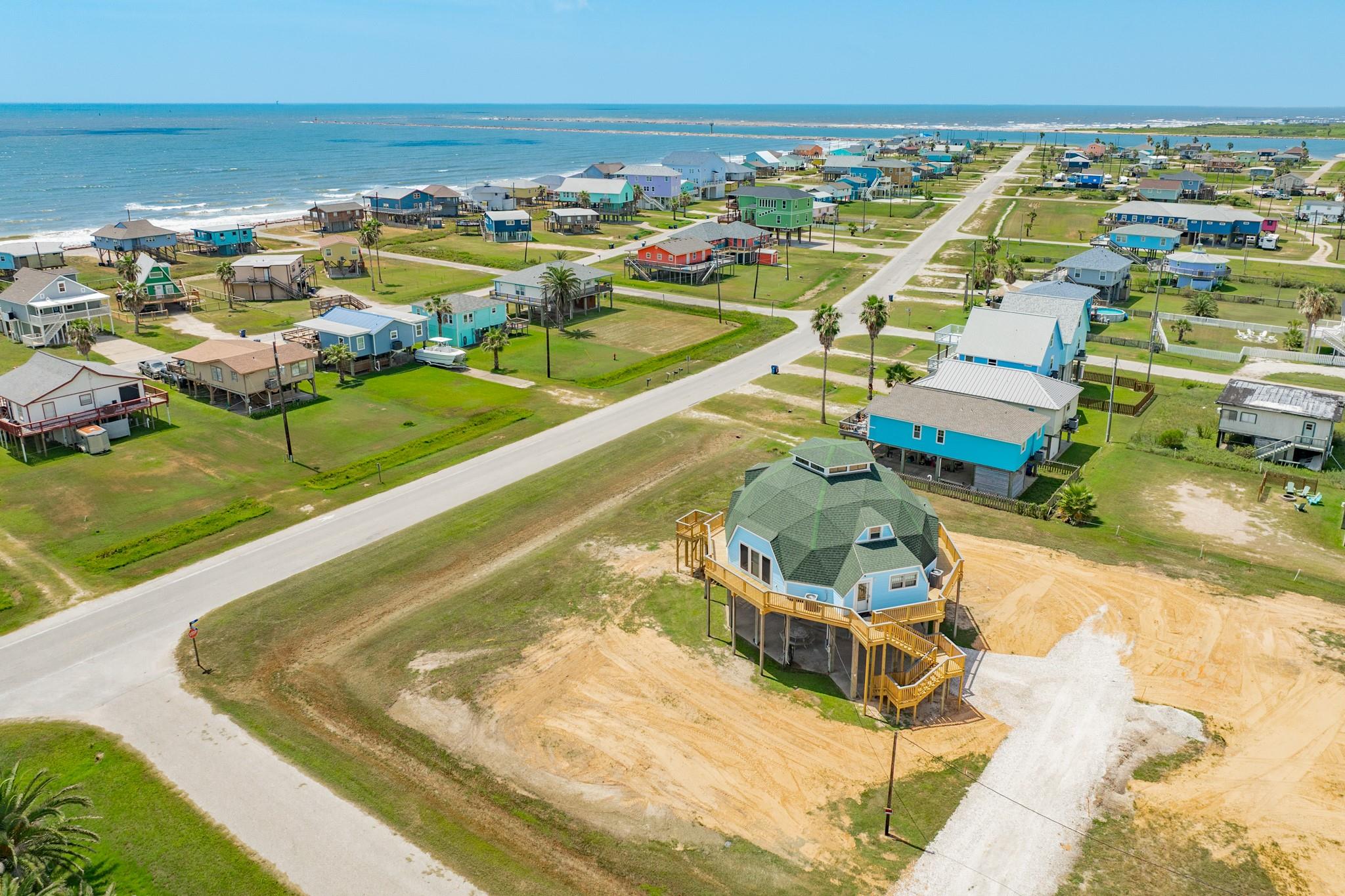 810 Surf Drive
