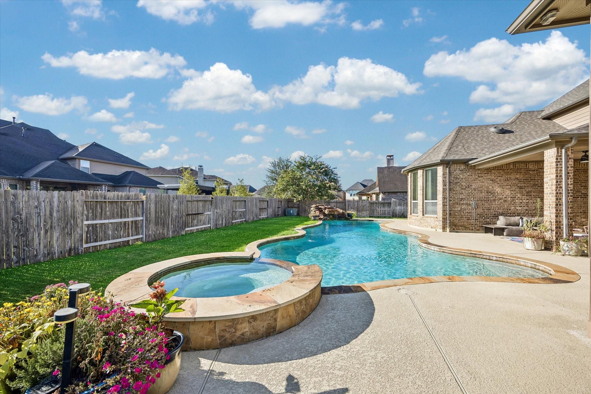 2303 Draycutt Drive