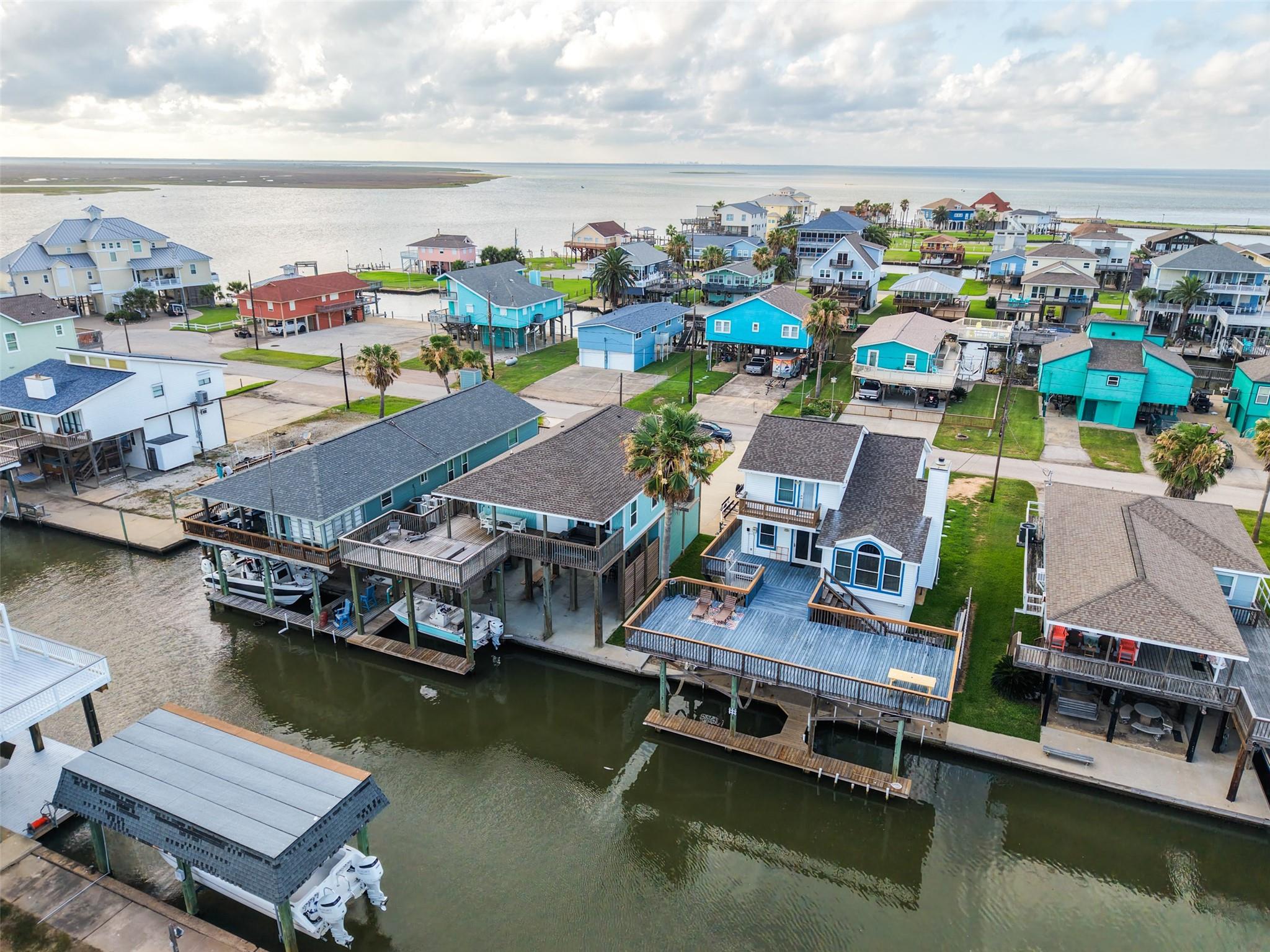 313 Schooner Drive