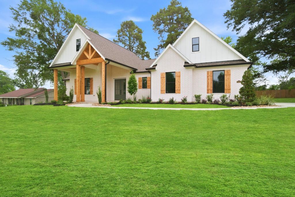 Photo of 23951 Landrum Village, Montgomery, TX 77316 (MLS # 8837723)