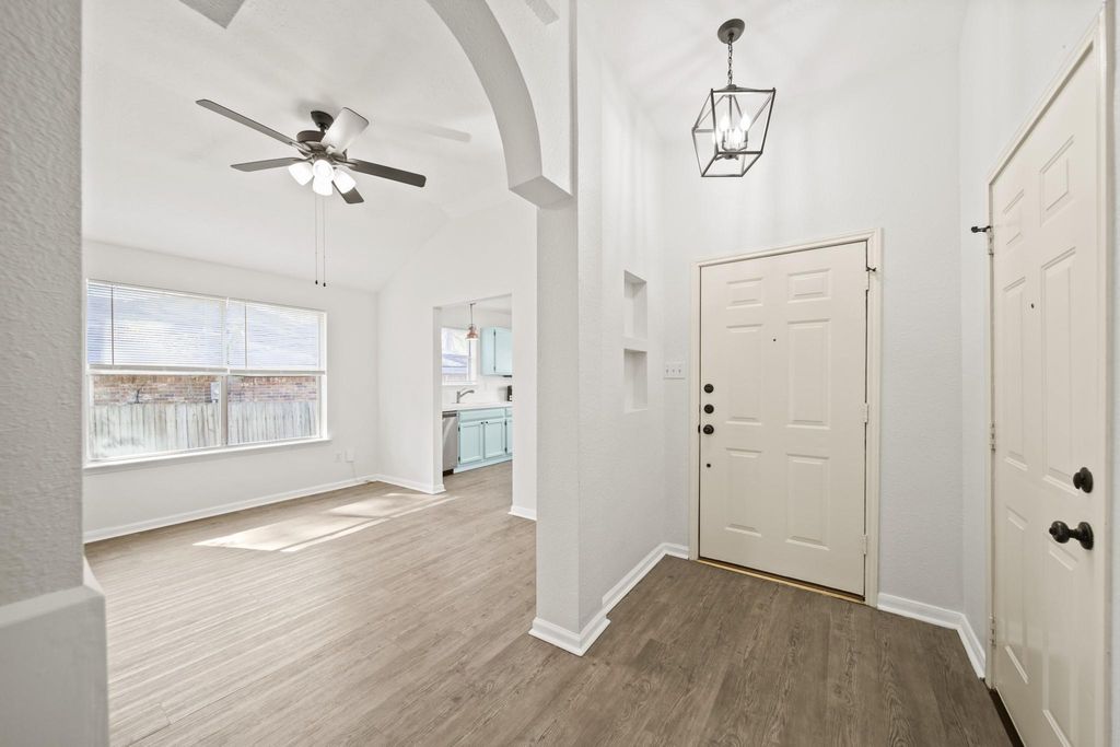 Photo of 230 Cool Cove, Montgomery, TX 77356 (MLS # 90834129)