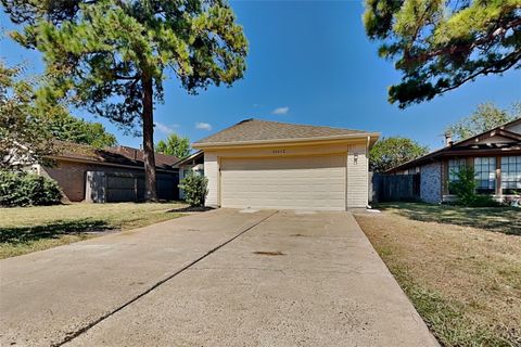 Photo of 10542 Waving Fields Drive, Houston, TX 77064 (MLS # 9122439)