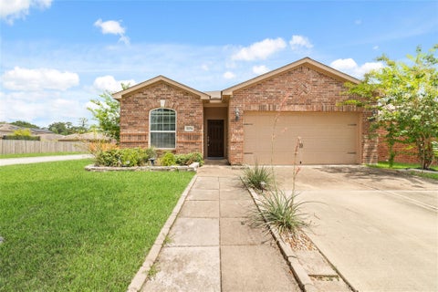 Photo of 12054 Fairquarter Lane, Pinehurst, TX 77362 (MLS # 27574779)