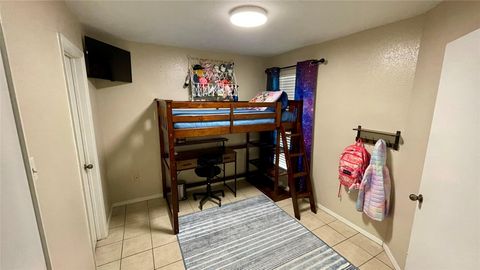 Tiny photo for 132 Cotton Drive, Lake Jackson, TX 77566 (MLS # 88930504)