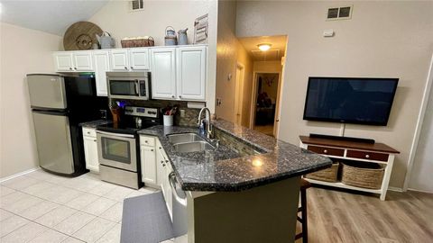 Tiny photo for 132 Cotton Drive, Lake Jackson, TX 77566 (MLS # 88930504)