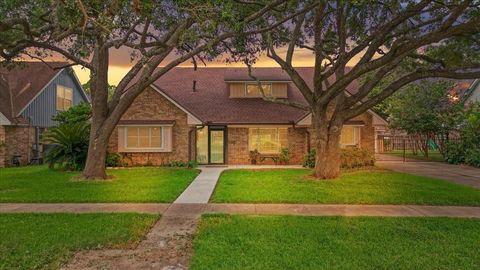 2708 Valley Forge Drive Pasadena TX 77502