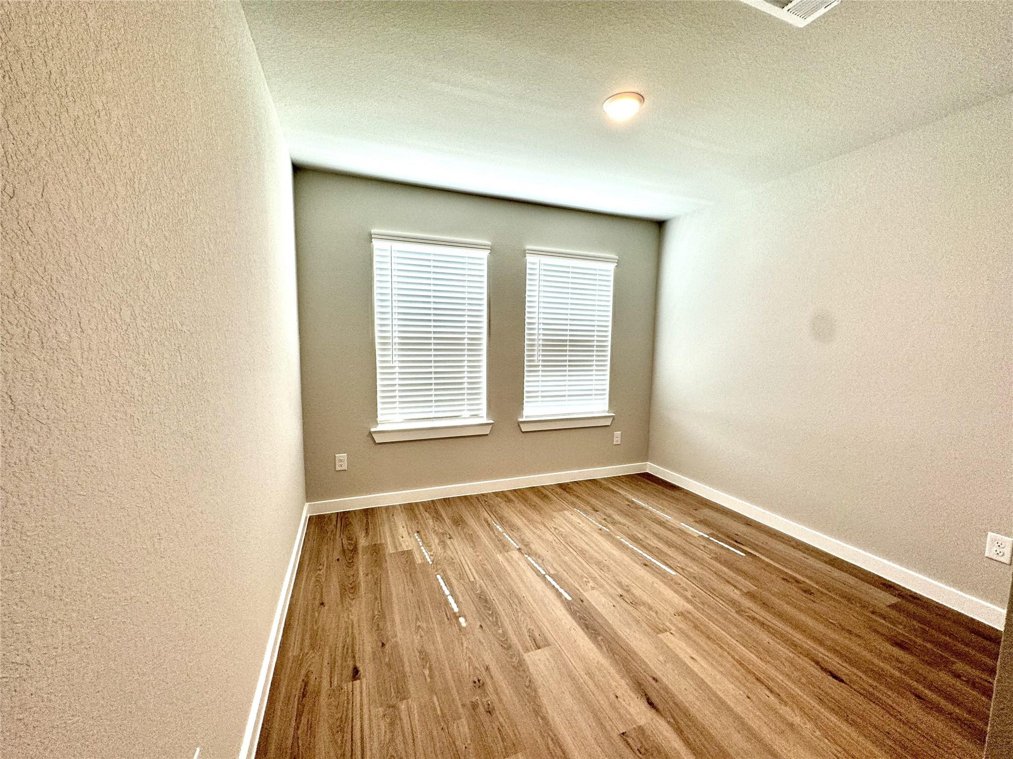 8615 Jetty Glen Drive