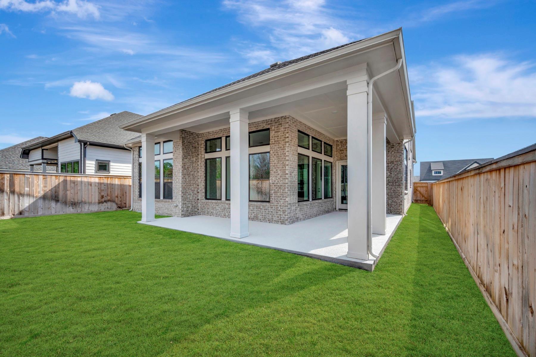 26440 North Wayland Chase