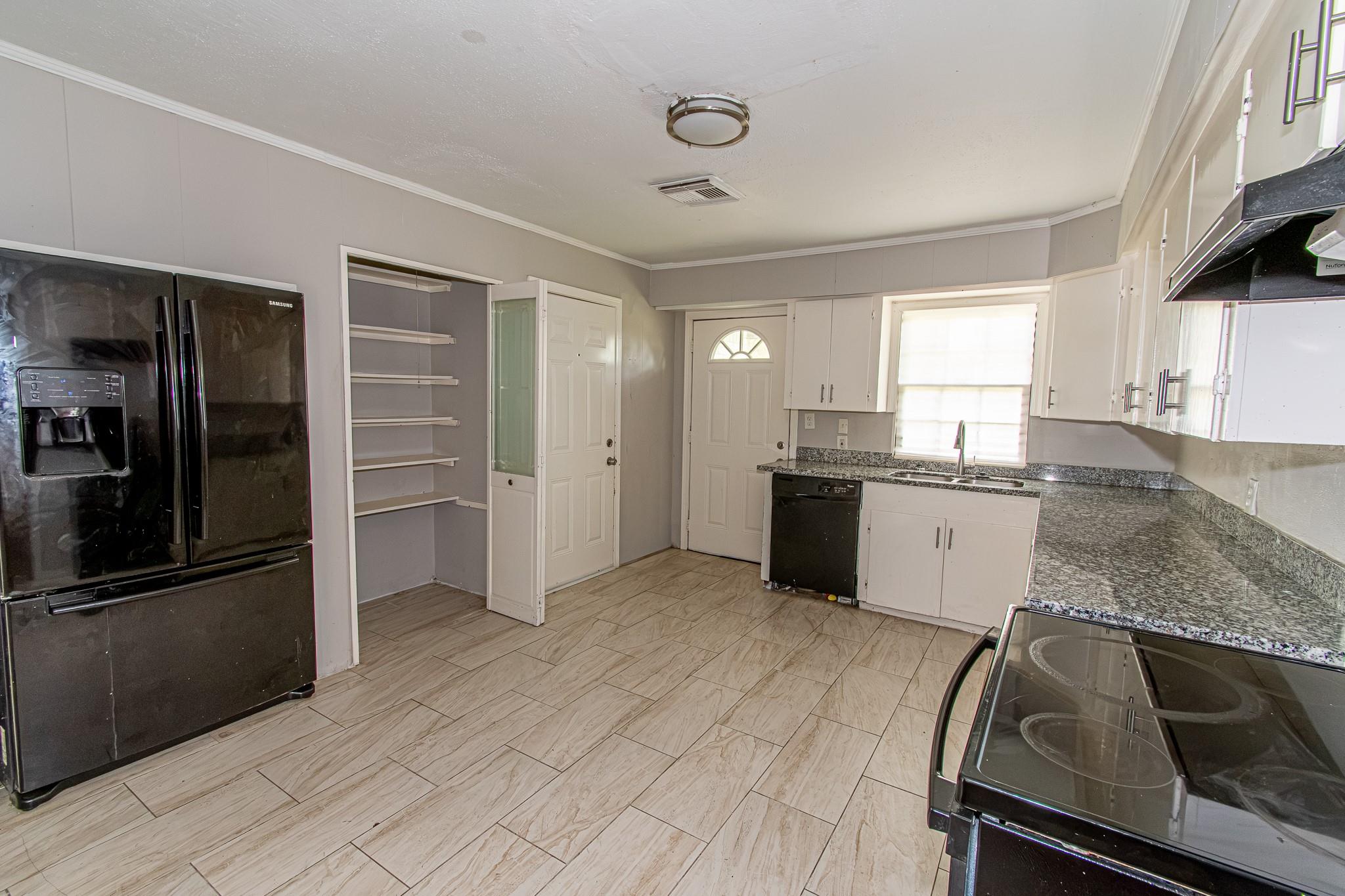 8 Coronado Circle