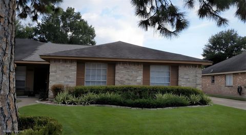 Photo of 19223 Woodglen Drive, Katy, TX 77449 (MLS # 37052508)