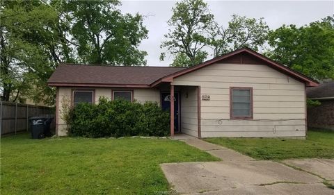 209 Richards College Station TX 77840