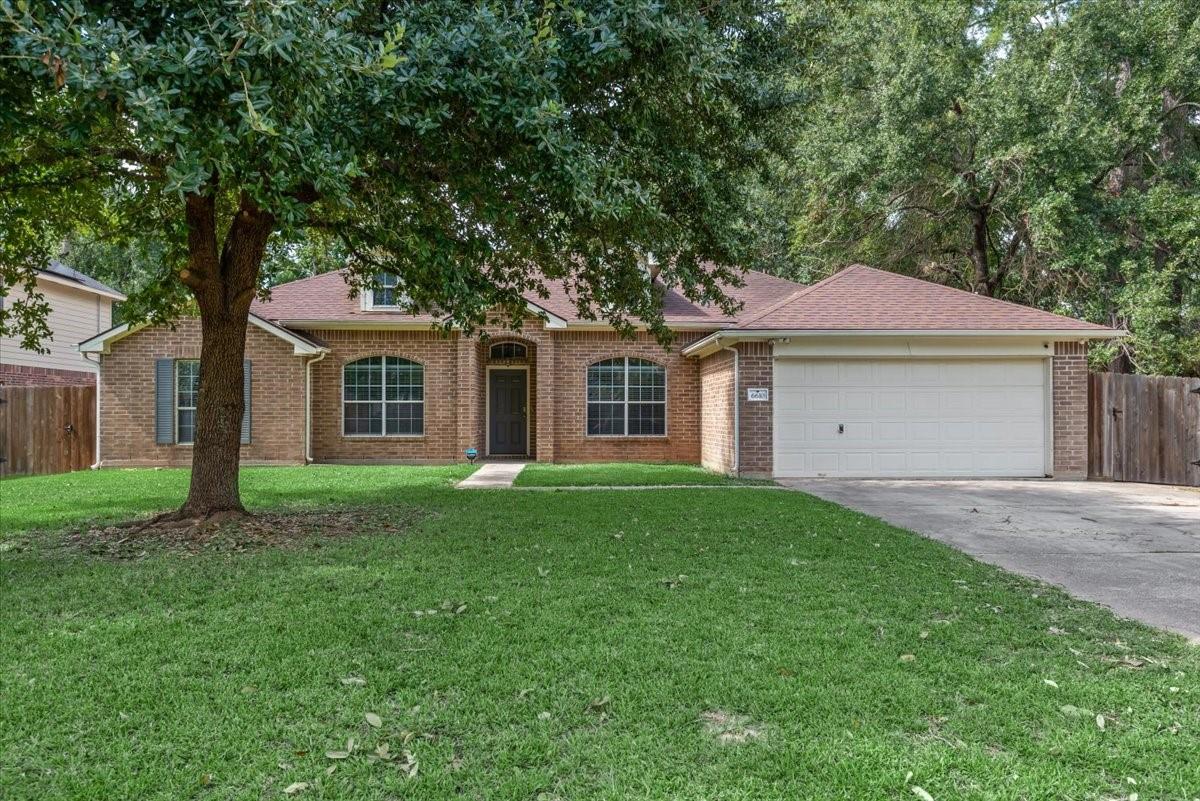 6610 Woodland Oaks