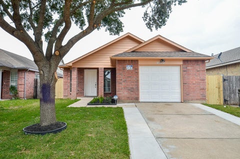 Photo of 18910 Reynolds Park Drive, Katy, TX 77449 (MLS # 98265789)